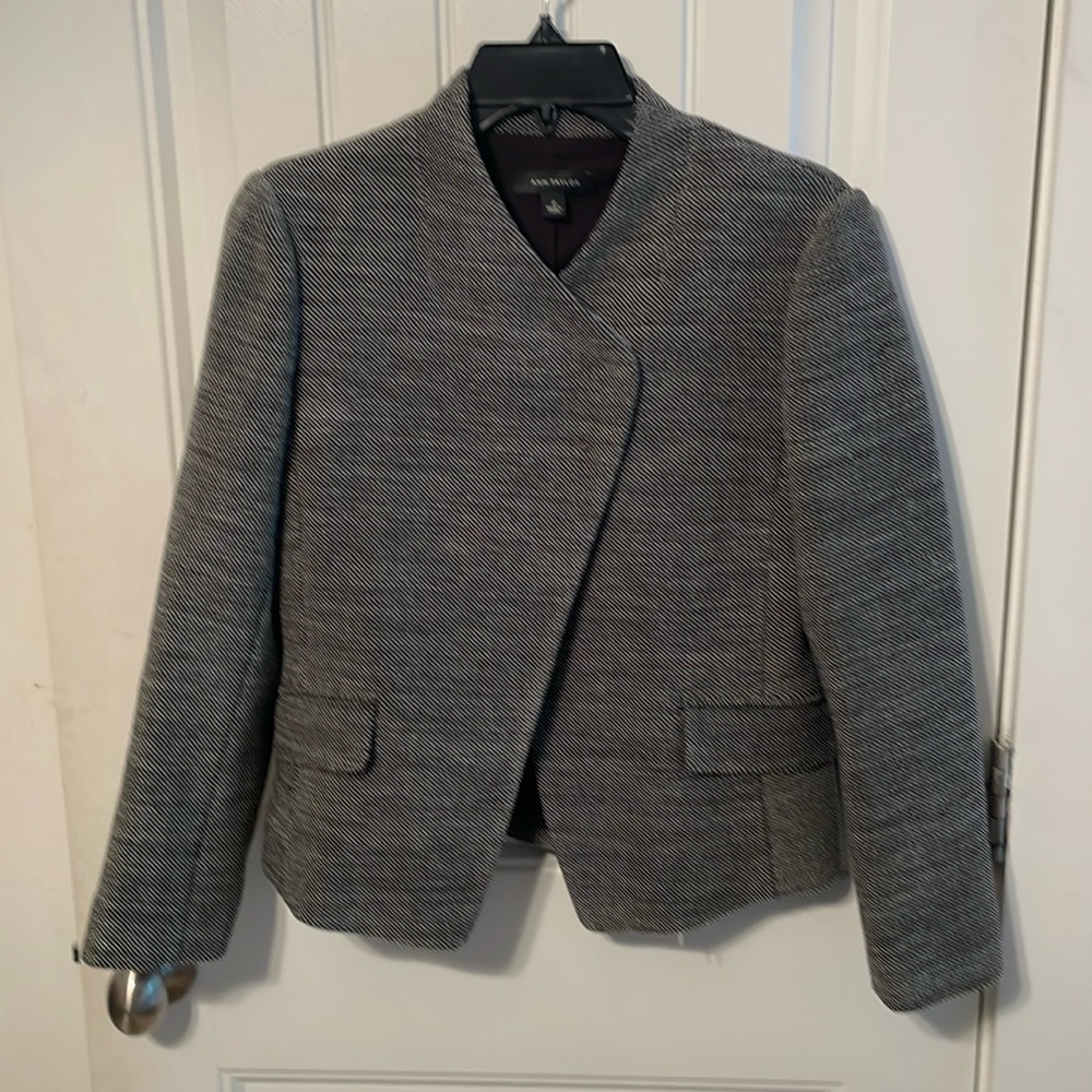 Ann Taylor Size 2 Wool Blend Jacket